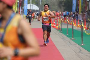 BIB: 4244
                            <button type="button" onclick="openModal(8252186)" class="btn btn-primary btn-sm float-right btn-popup" data-toggle="modal" data-target=".modal-high-quality">
                        <i class="fas fa-shopping-cart"></i> Add to Cart
                    </button>
                                            <button type="button" onclick="isThisMe(8252186, true)" class="btn btn-success btn-sm float-right btn-popup btn-isme hidden" data-toggle="tooltip" data-placement="bottom" title="นี่คือรูปของคุณใช่ไหม คลิกที่นี่เพื่อเอาเข้าอัลบั้ม">
                        <i class="fas fa-plus"></i> Add to album
                    </button>
                    <button type="button" onclick="isThisMe(8252186, false)" class="btn btn-warning btn-sm float-right btn-popup btn-isnotme hidden">
                        <i class="fas fa-ban"></i> Remove from album
                    </button>